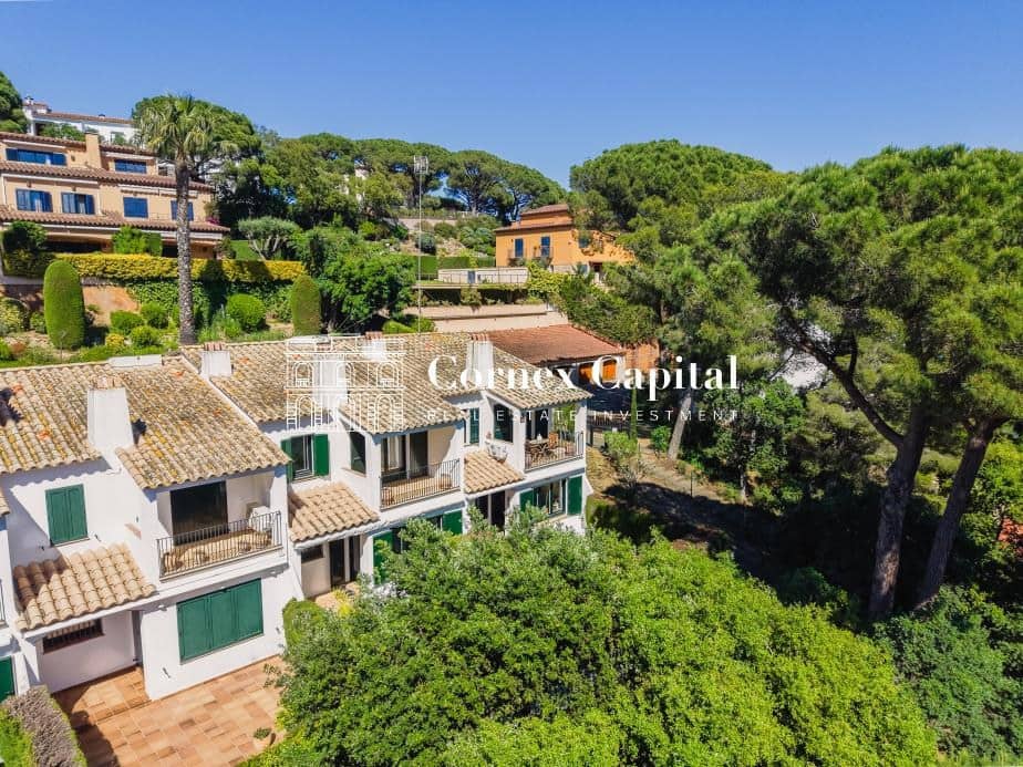 4 bedroom Terraced Villa for sale in Palafrugell with pool garage - € 760,000 (Ref: 9845327)