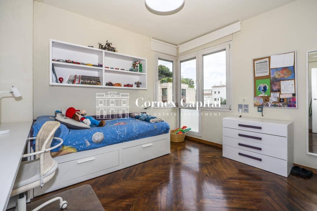 4 sovrum Lägenhet till salu i Barcelona stad med garage - 1 490 000 € (Ref: 9855315)