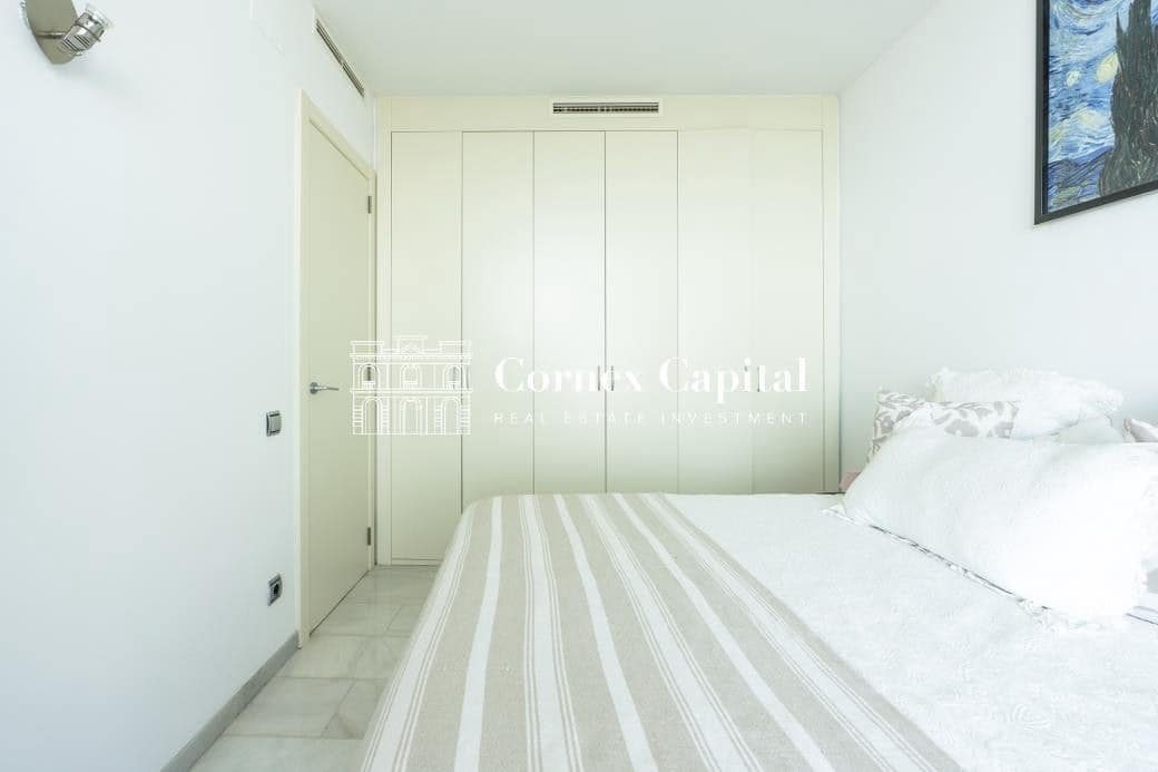 3 sypialnia Apartament na sprzedaż w Miasto Barcelona z basenem - 1 780 000 € (Ref: 9861751)
