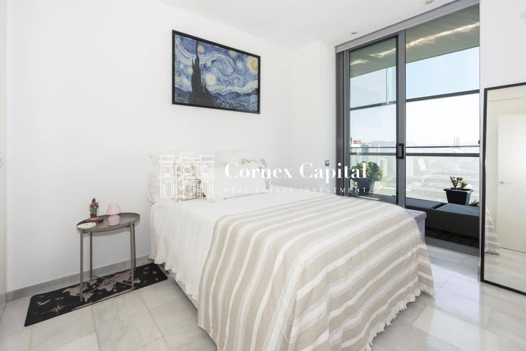 3 sypialnia Apartament na sprzedaż w Miasto Barcelona z basenem - 1 780 000 € (Ref: 9861751)