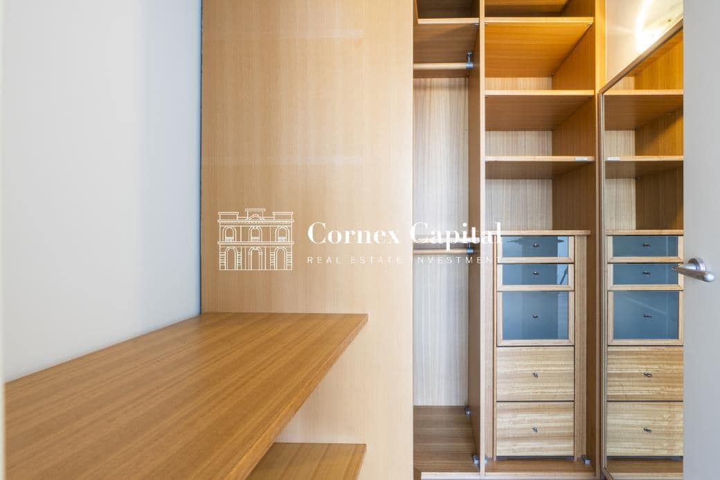 3 sypialnia Apartament na sprzedaż w Miasto Barcelona z basenem garażem - 1 365 000 € (Ref: 9873170)