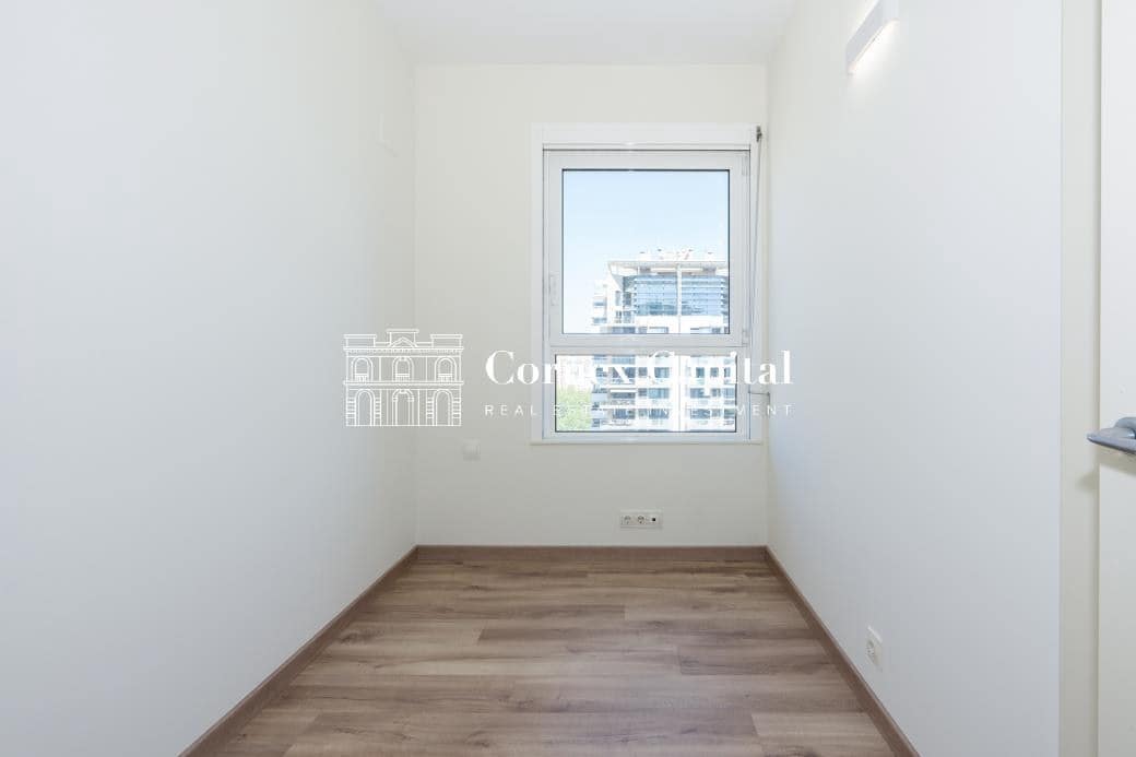 3 sypialnia Apartament na sprzedaż w Miasto Barcelona z basenem garażem - 1 365 000 € (Ref: 9873170)