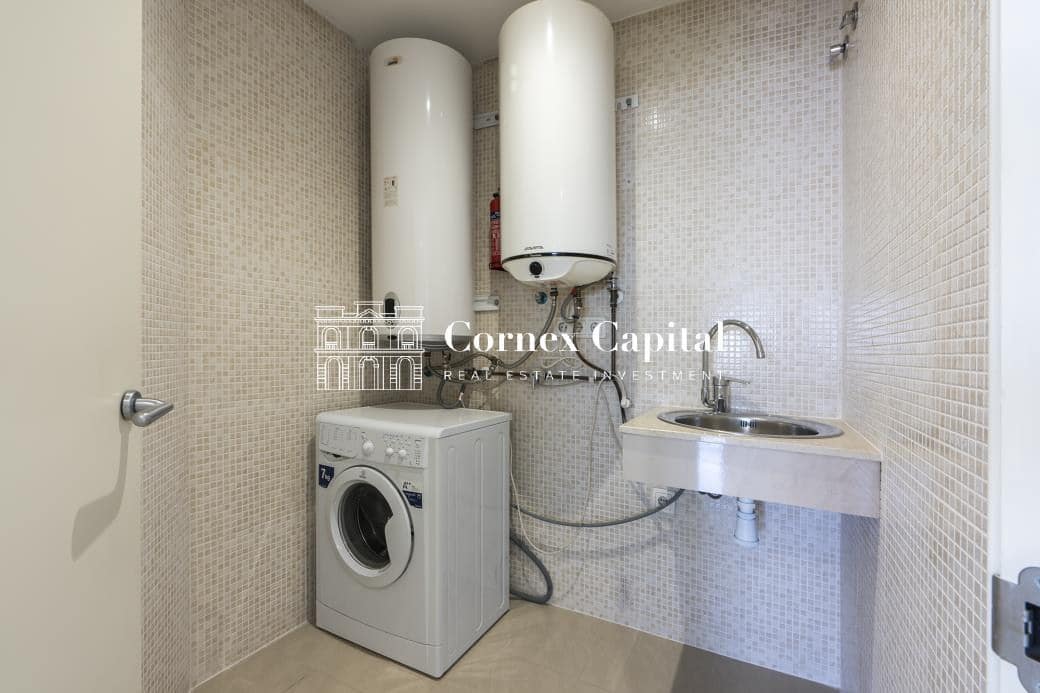 3 sypialnia Apartament na sprzedaż w Miasto Barcelona z basenem garażem - 1 365 000 € (Ref: 9873170)
