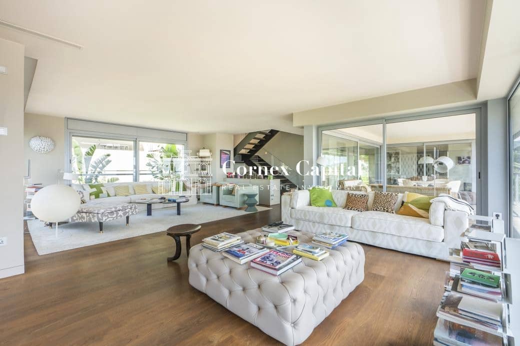 Chalet de 6 habitaciones en Barcelona ciudad en venta con piscina garaje - 5.900.000 € (Ref: 9884360)