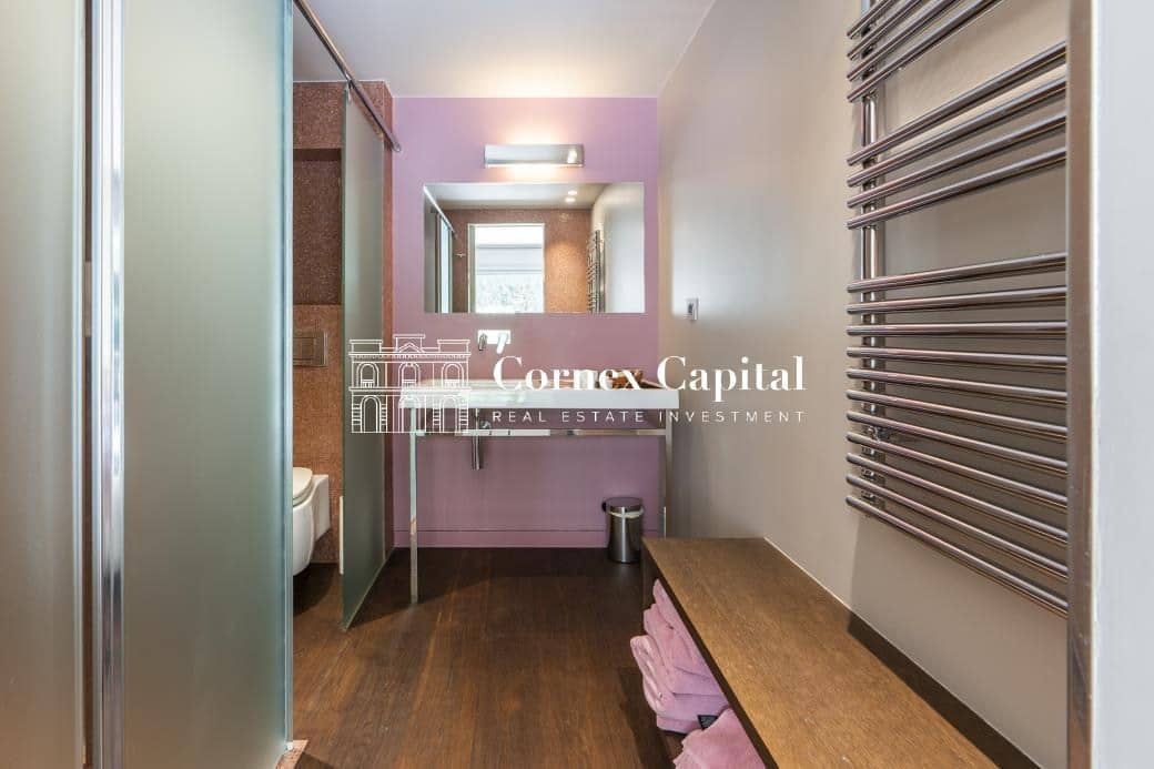 Chalet de 6 habitaciones en Barcelona ciudad en venta con piscina garaje - 5.900.000 € (Ref: 9884360)