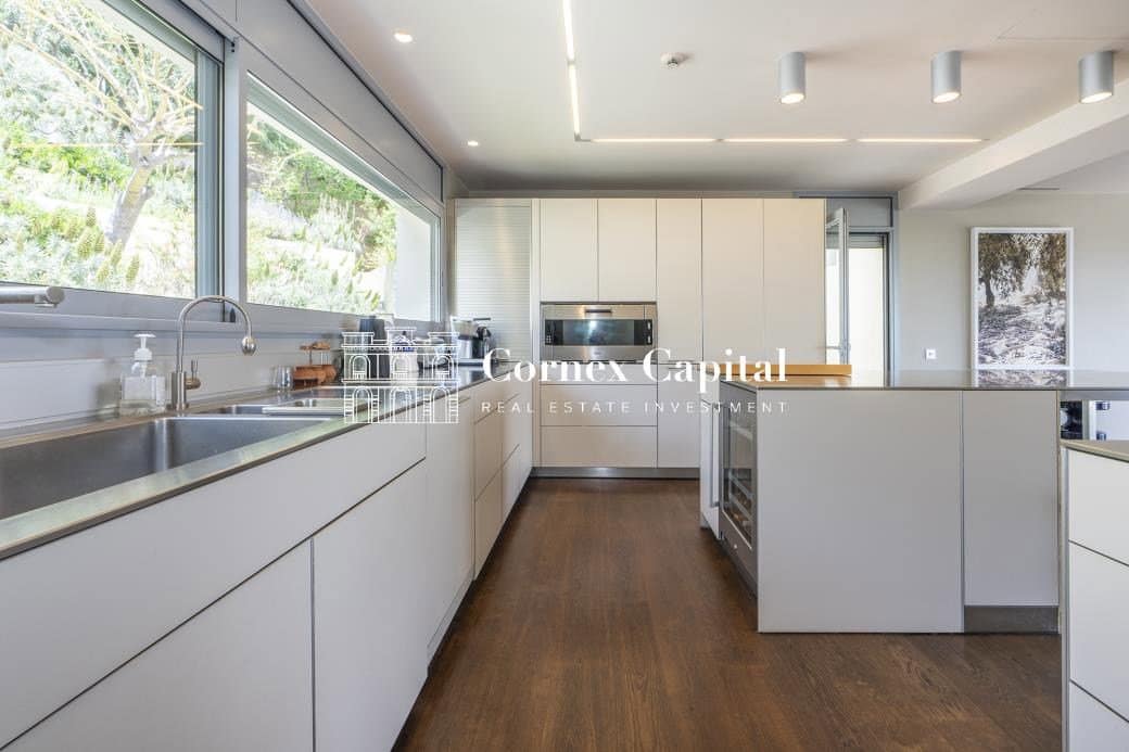 6 sovrum Villa till salu i Barcelona stad med pool garage - 5 900 000 € (Ref: 9884360)