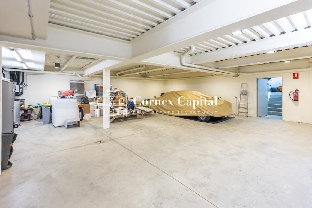 6 sovrum Villa till salu i Barcelona stad med pool garage - 5 900 000 € (Ref: 9884360)