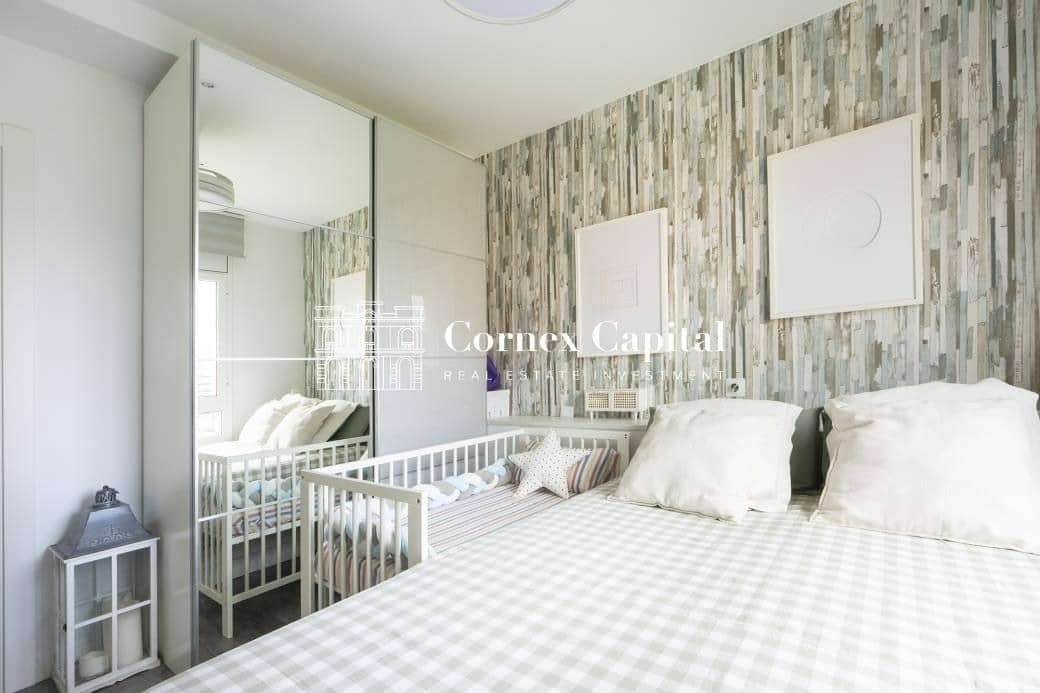 4 soveværelse Lejlighed til salg i Barcelona by - € 475.000 (Ref: 9894129)