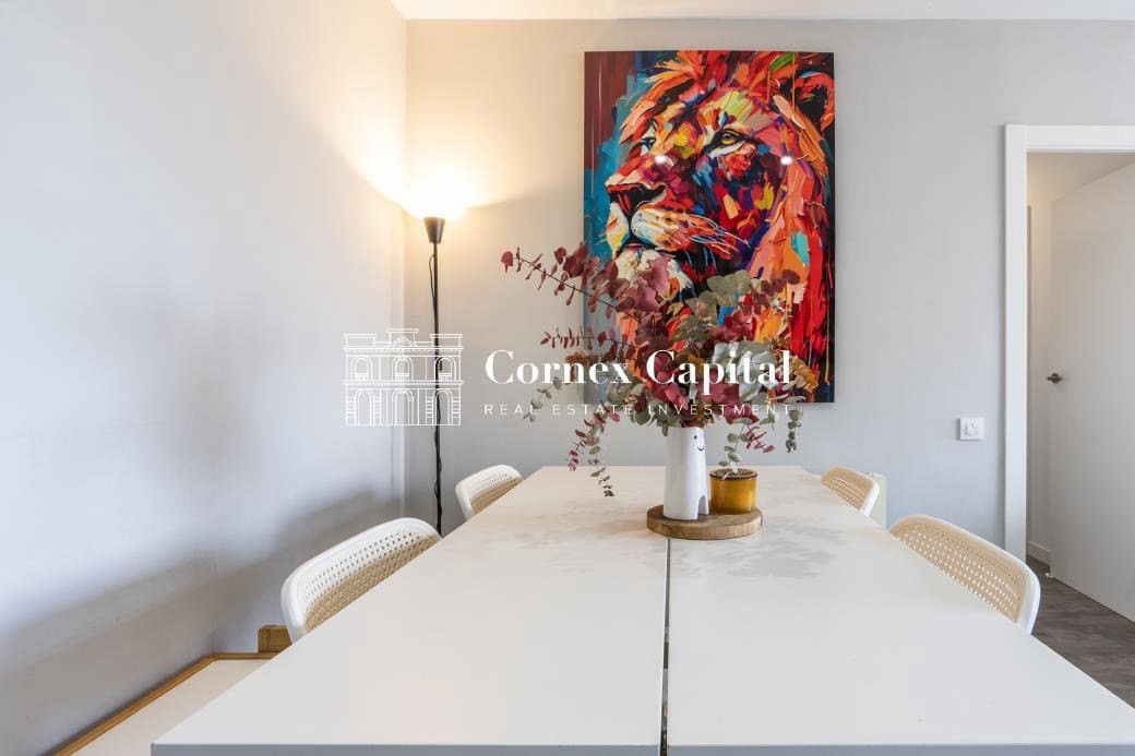 Apartamento de 4 habitaciones en Barcelona ciudad en venta - 475.000 € (Ref: 9894129)