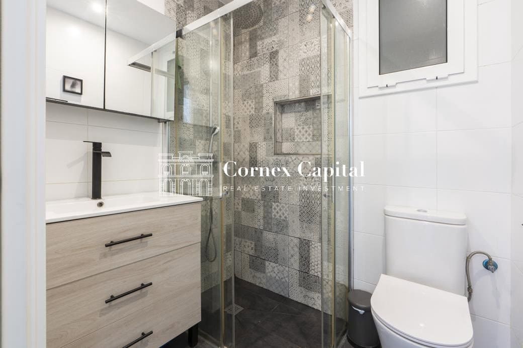 Apartamento de 4 habitaciones en Barcelona ciudad en venta - 475.000 € (Ref: 9894129)