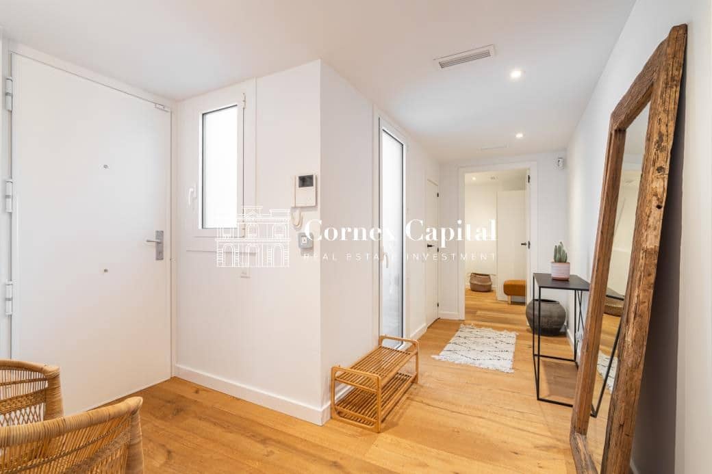 Apartamento de 3 habitaciones en Barcelona ciudad en venta - 795.000 € (Ref: 9902020)