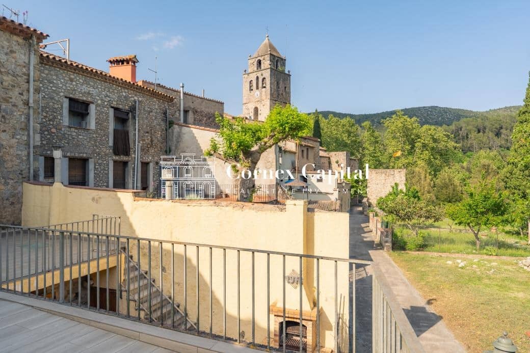 8 chambre Maison de Ville à vendre à Sant Llorenc de la Muga avec piscine garage - 949 000 € (Ref: 9915489)
