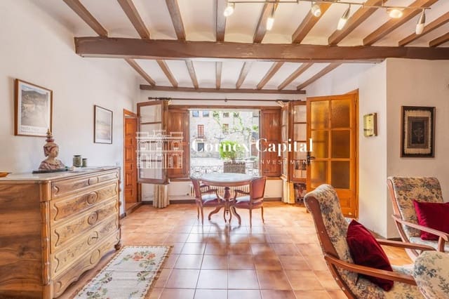 8 chambre Maison de Ville à vendre à Sant Llorenç de la Muga avec piscine garage - 949 000 € (Ref: 9915489)