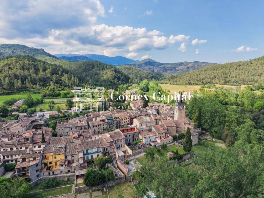 8 chambre Maison de Ville à vendre à Sant Llorenc de la Muga avec piscine garage - 949 000 € (Ref: 9915489)