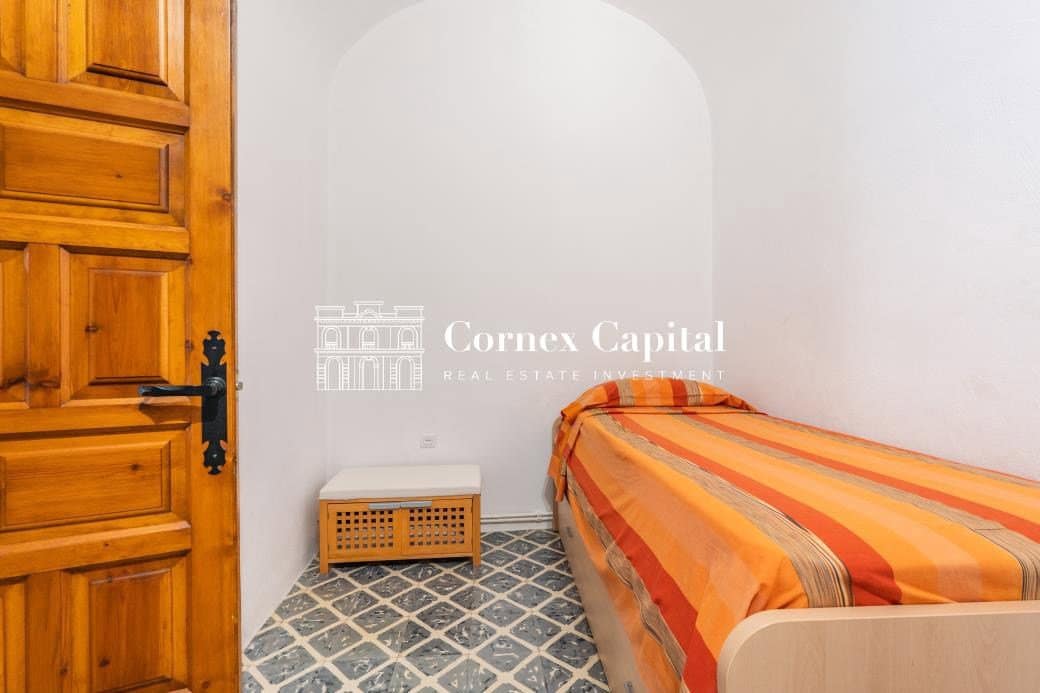 Casa de 8 habitaciones en Sant Llorenç de la Muga en venta con piscina garaje - 949.000 € (Ref: 9915489)