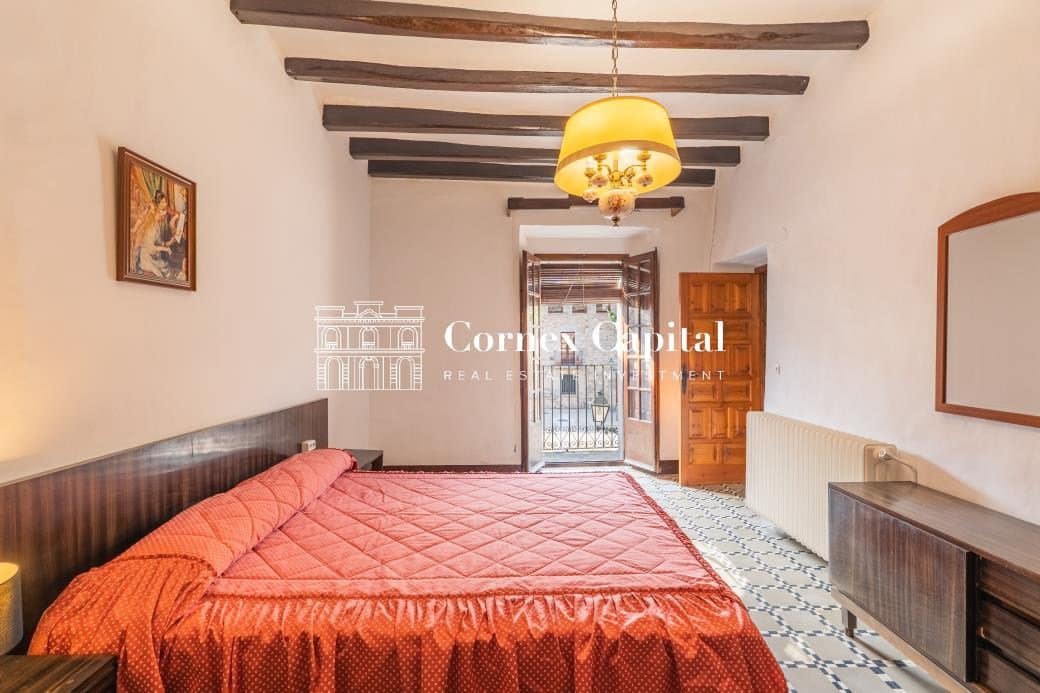 Casa de 8 habitaciones en Sant Llorenç de la Muga en venta con piscina garaje - 949.000 € (Ref: 9915489)