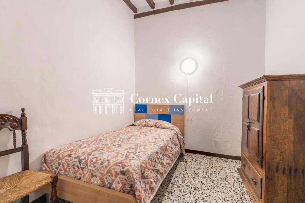 Casa de 8 habitaciones en Sant Llorenç de la Muga en venta con piscina garaje - 949.000 € (Ref: 9915489)