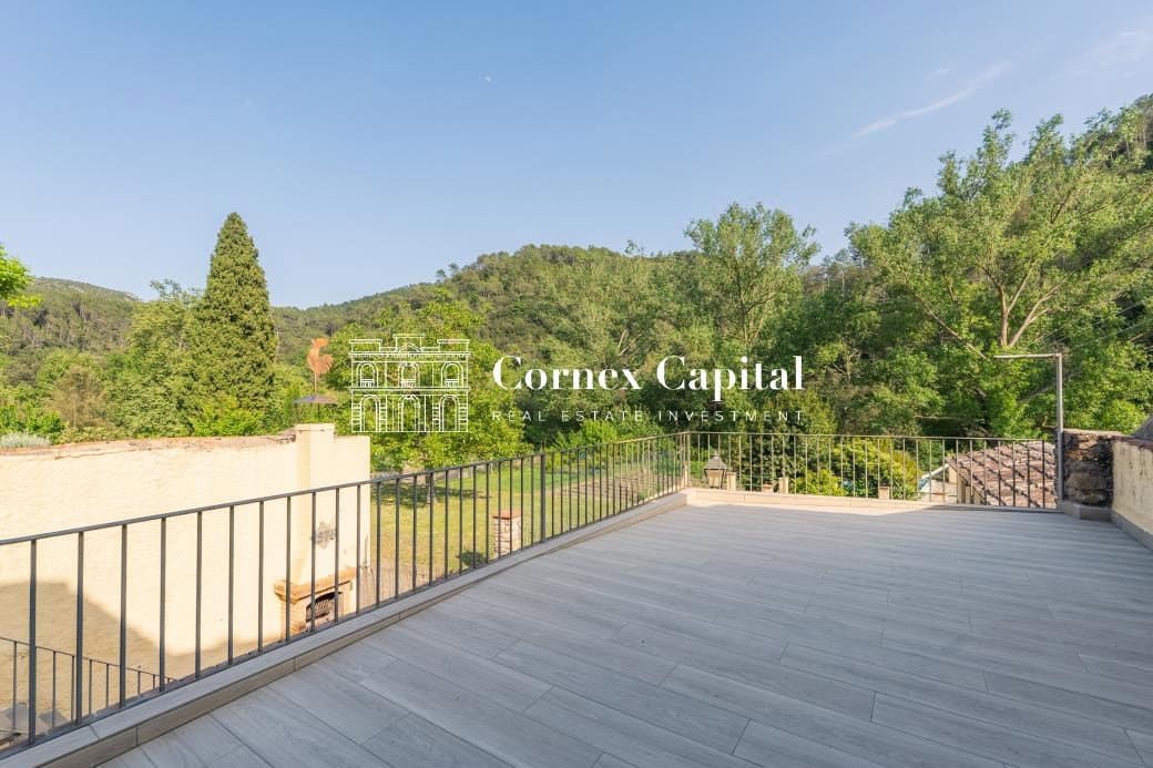Casa de 8 habitaciones en Sant Llorenç de la Muga en venta con piscina garaje - 949.000 € (Ref: 9915489)