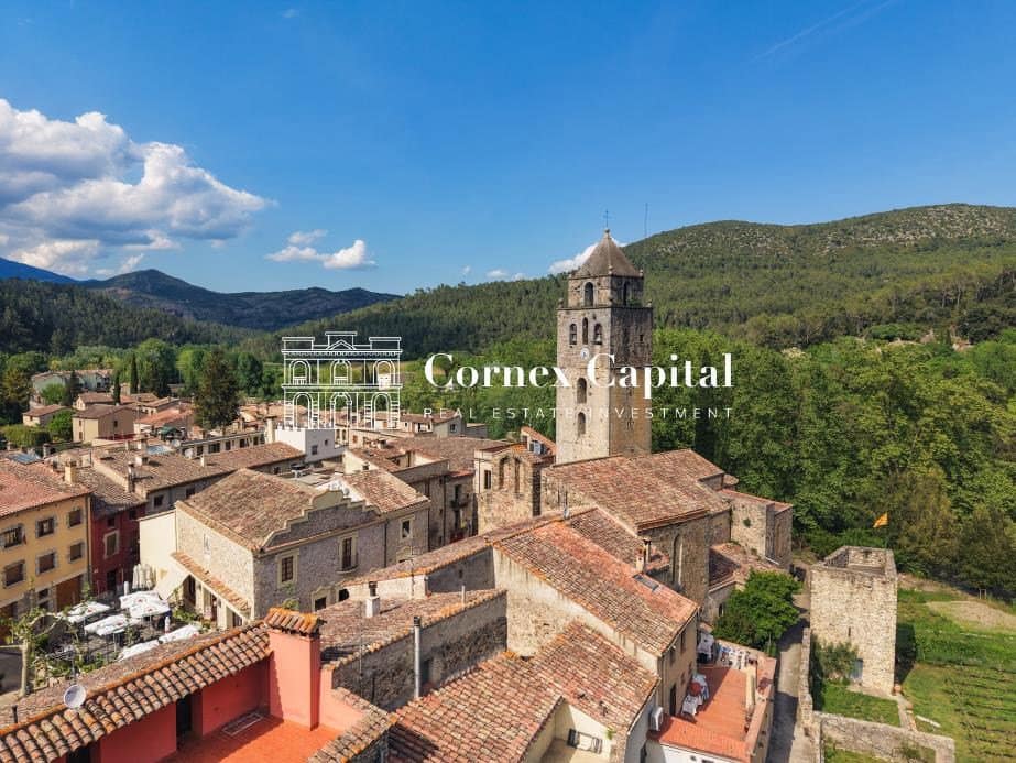 Casa de 8 habitaciones en Sant Llorenç de la Muga en venta con piscina garaje - 949.000 € (Ref: 9915489)