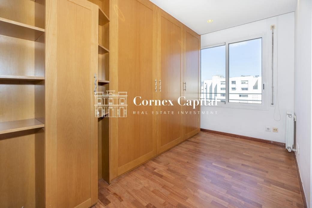 3 slaapkamer Appartement te koop in Barcelona stad met garage - € 1.175.000 (Ref: 9921939)