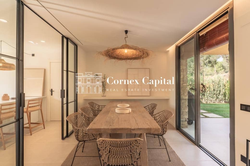 4 bedroom Terraced Villa for sale in Regencos with pool garage - € 789,000 (Ref: 9934239)