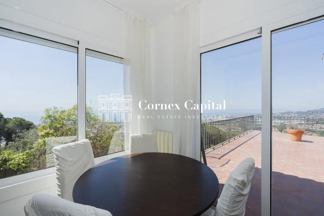 6 bedroom Villa for sale in Cabrils with pool garage - € 1,325,000 (Ref: 9937865)