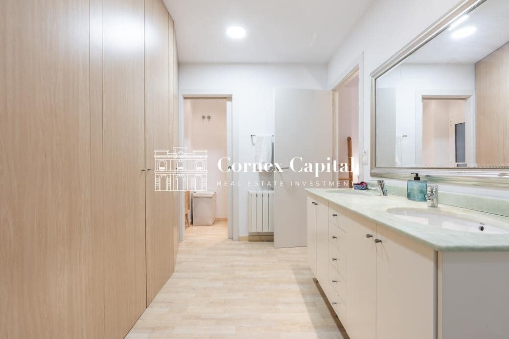 2 quarto Apartamento para venda em Barcelona cidade - 1 150 000 € (Ref: 9952343)