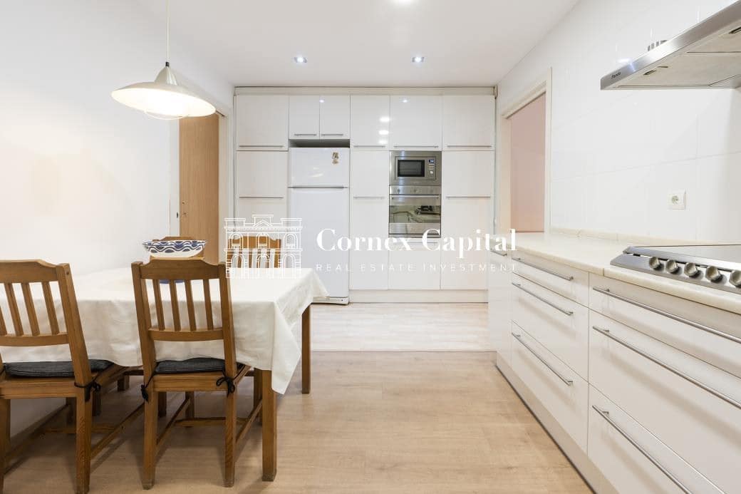 2 quarto Apartamento para venda em Barcelona cidade - 1 150 000 € (Ref: 9952343)