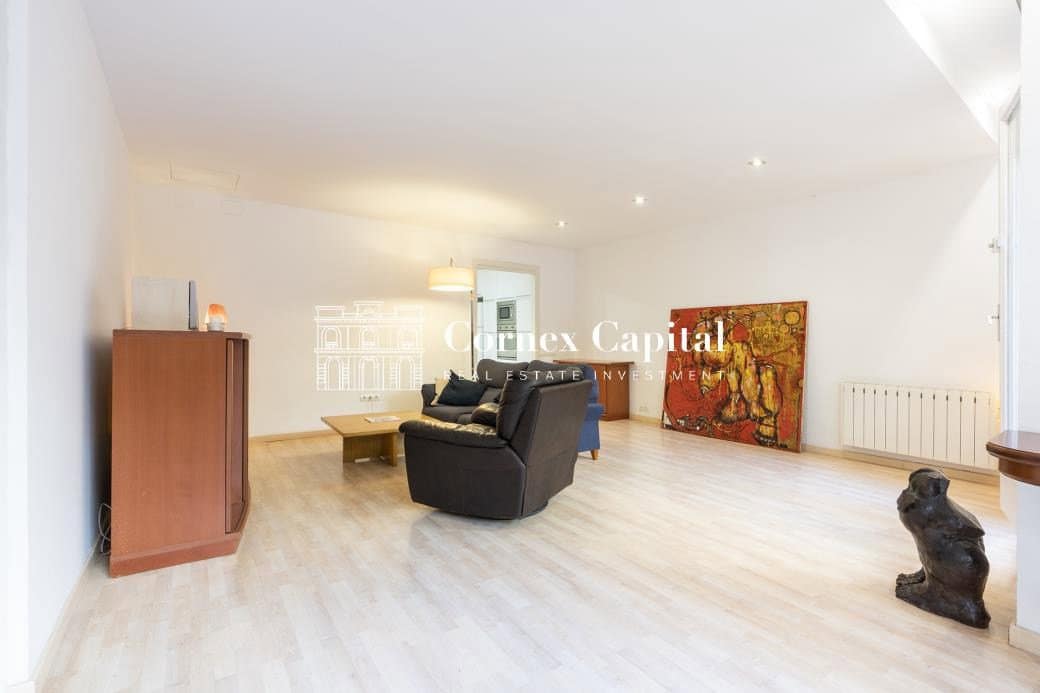 3 soverom Leilighet til salgs i Barcelona by med garasje - € 1 150 000 (Ref: 9952343)
