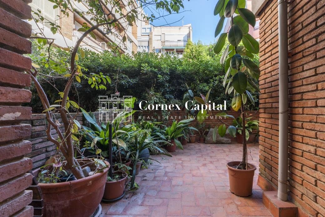 3 soverom Leilighet til salgs i Barcelona by med garasje - € 1 150 000 (Ref: 9952343)