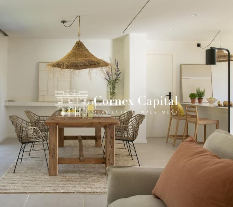 Villa/Maison Mitoyenne de 4 chambres à louer à Regencos avec piscine garage - 3 600 € (Ref: 9966687)