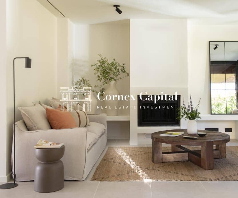 Villa/Maison Mitoyenne de 4 chambres à louer à Regencos avec piscine garage - 3 600 € (Ref: 9966687)