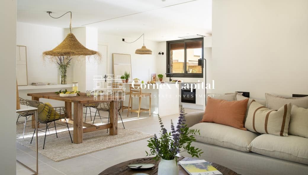Villa/Maison Mitoyenne de 4 chambres à louer à Regencos avec piscine garage - 3 600 € (Ref: 9966687)