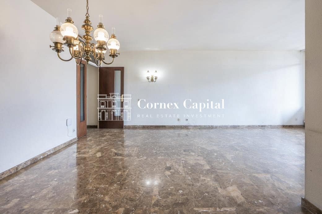 5 makuuhuone Huoneisto myytävänä paikassa Barcelona kaupunki mukana 
autotalli - 875 000 € (Ref: 9970633)
