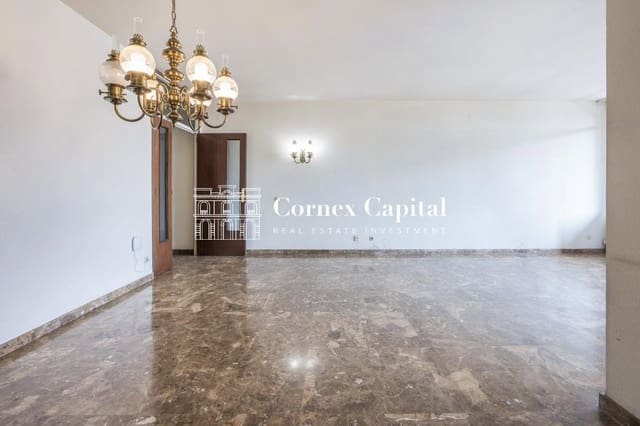 5 sovrum Lägenhet till salu i La Dreta de L'Eixample, Barcelona stad med garage - 875 000 € (Ref: 9970633)