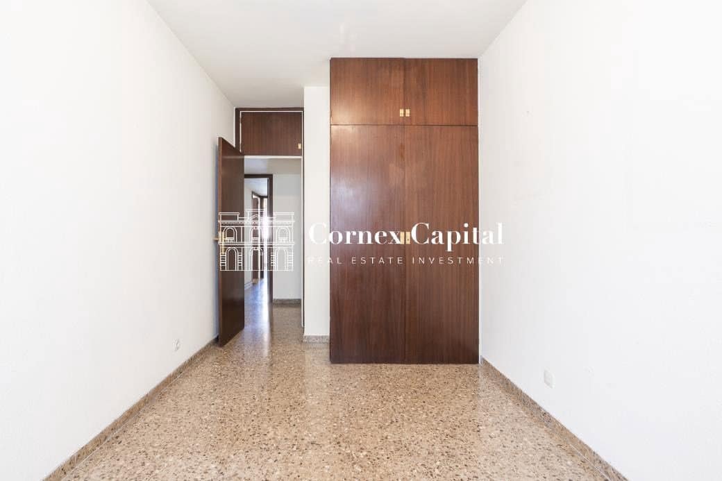 5 makuuhuone Huoneisto myytävänä paikassa Barcelona kaupunki mukana 
autotalli - 875 000 € (Ref: 9970633)