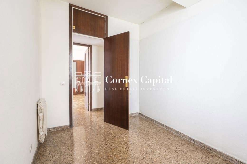 5 makuuhuone Huoneisto myytävänä paikassa Barcelona kaupunki mukana 
autotalli - 875 000 € (Ref: 9970633)