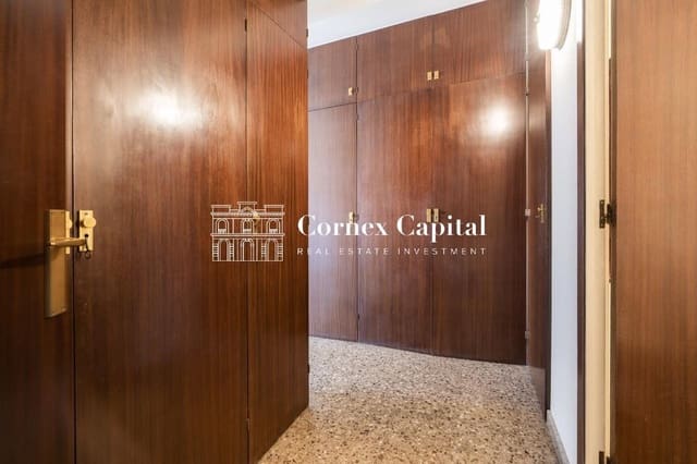 5 sovrum Lägenhet till salu i La Dreta de L'Eixample, Barcelona stad med garage - 875 000 € (Ref: 9970633)