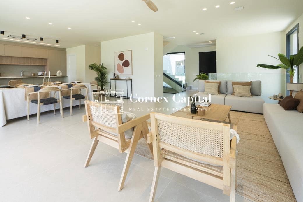 5 bedroom Villa for sale in Sitges with pool garage - € 2,709,000 (Ref: 9973350)