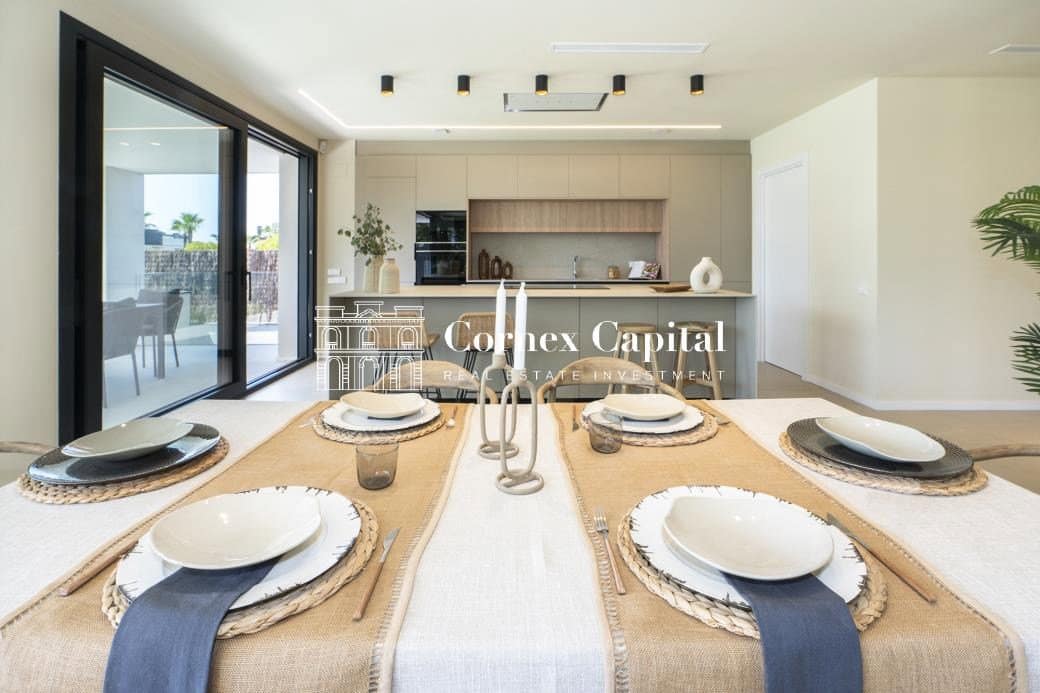 5 bedroom Villa for sale in Sitges with pool garage - € 2,709,000 (Ref: 9973350)