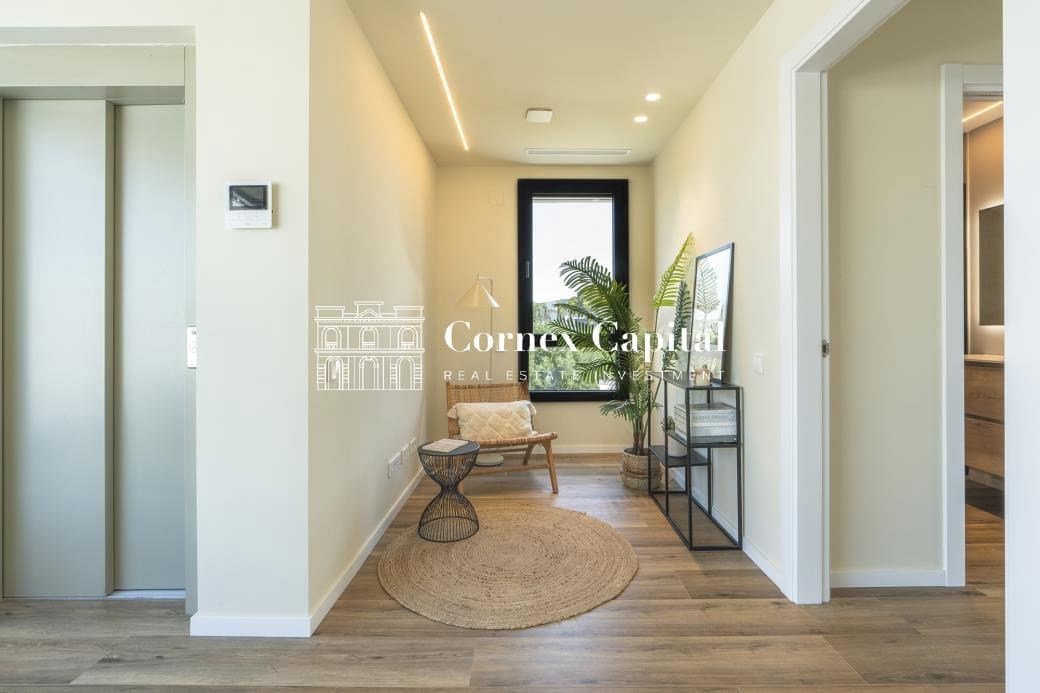 5 bedroom Villa for sale in Sitges with pool garage - € 2,709,000 (Ref: 9973350)