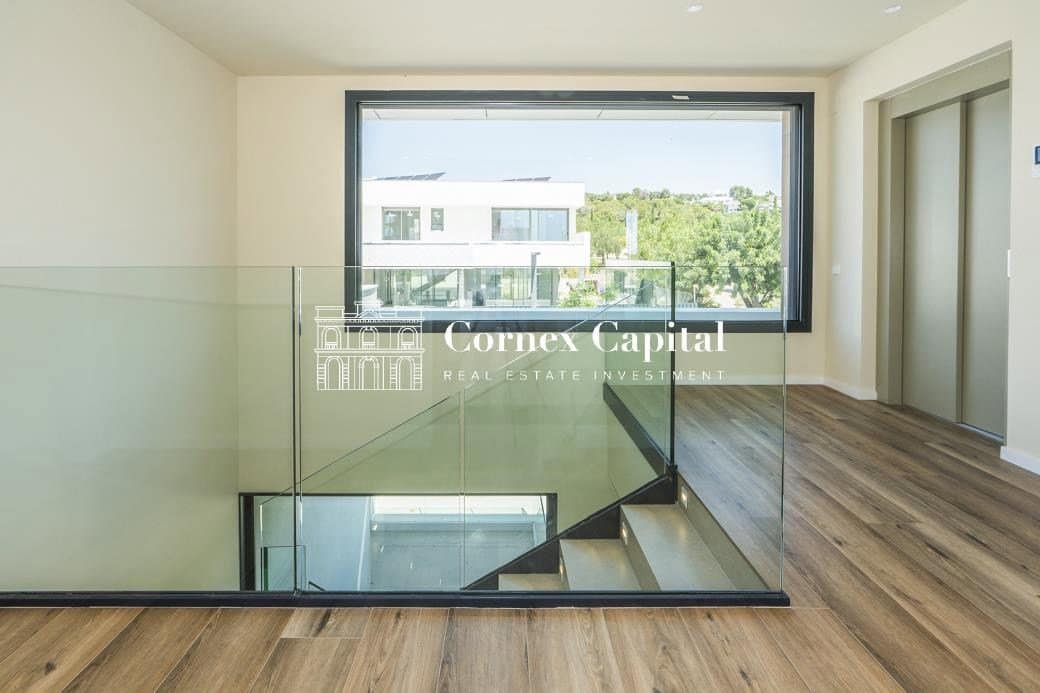 5 bedroom Villa for sale in Sitges with pool garage - € 2,709,000 (Ref: 9973350)