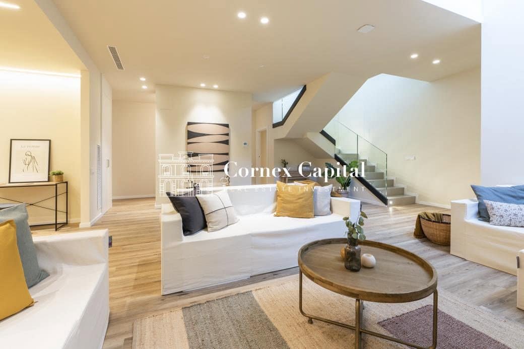 5 bedroom Villa for sale in Sitges with pool garage - € 2,709,000 (Ref: 9973350)
