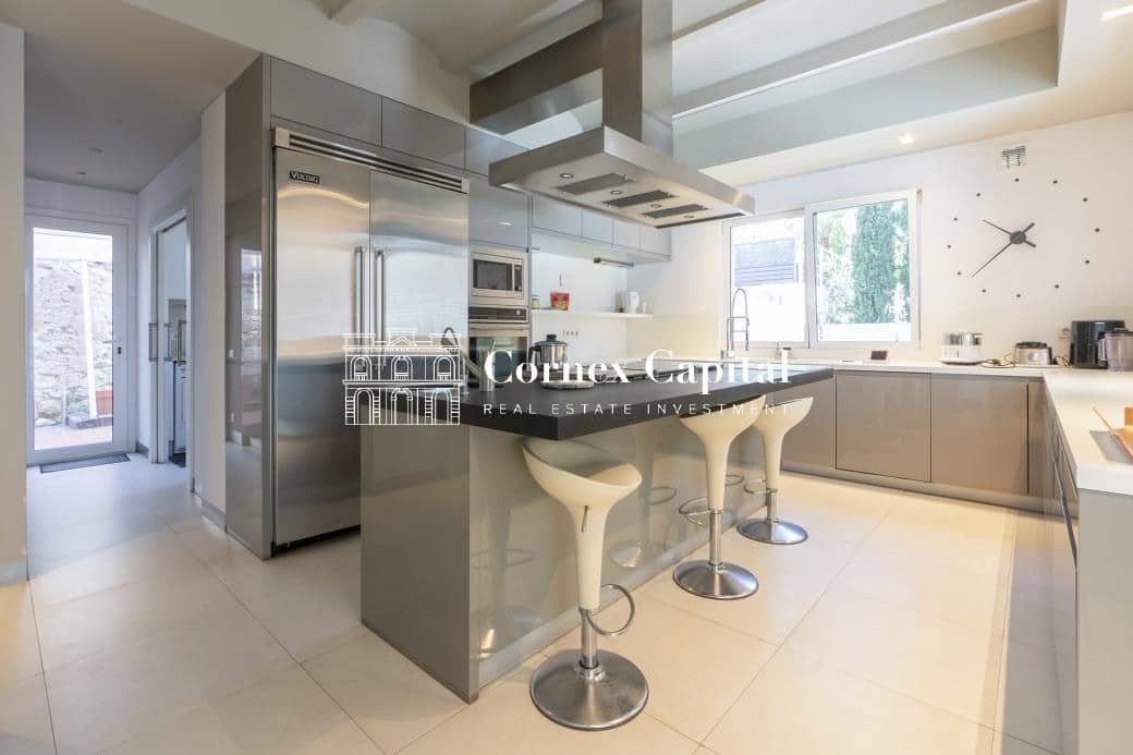 5 quarto Moradia para venda em Barcelona cidade com piscina garagem - 3 900 000 € (Ref: 9993958)