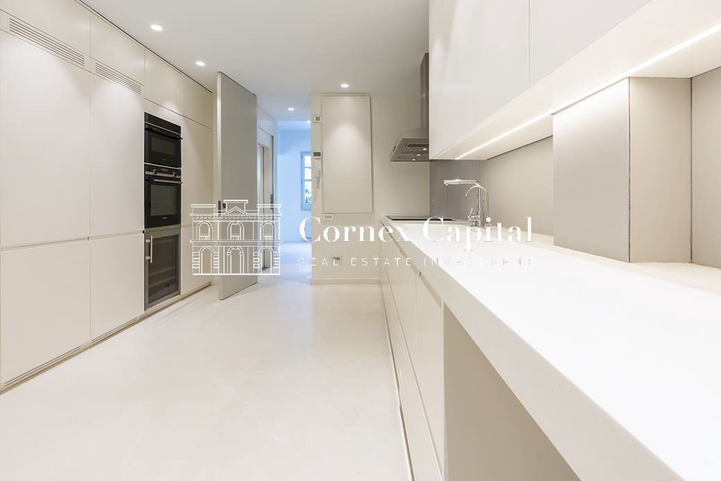 Adosado de 5 habitaciones en Barcelona ciudad en venta con garaje - 2.498.000 € (Ref: 9993959)