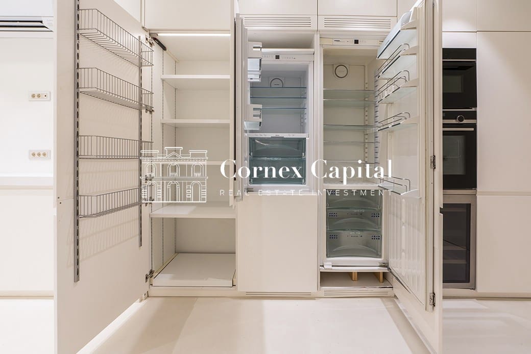 Adosado de 5 habitaciones en Barcelona ciudad en venta con garaje - 2.498.000 € (Ref: 9993959)