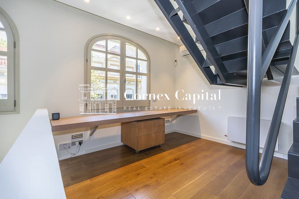 Adosado de 5 habitaciones en Barcelona ciudad en venta con garaje - 2.498.000 € (Ref: 9993959)