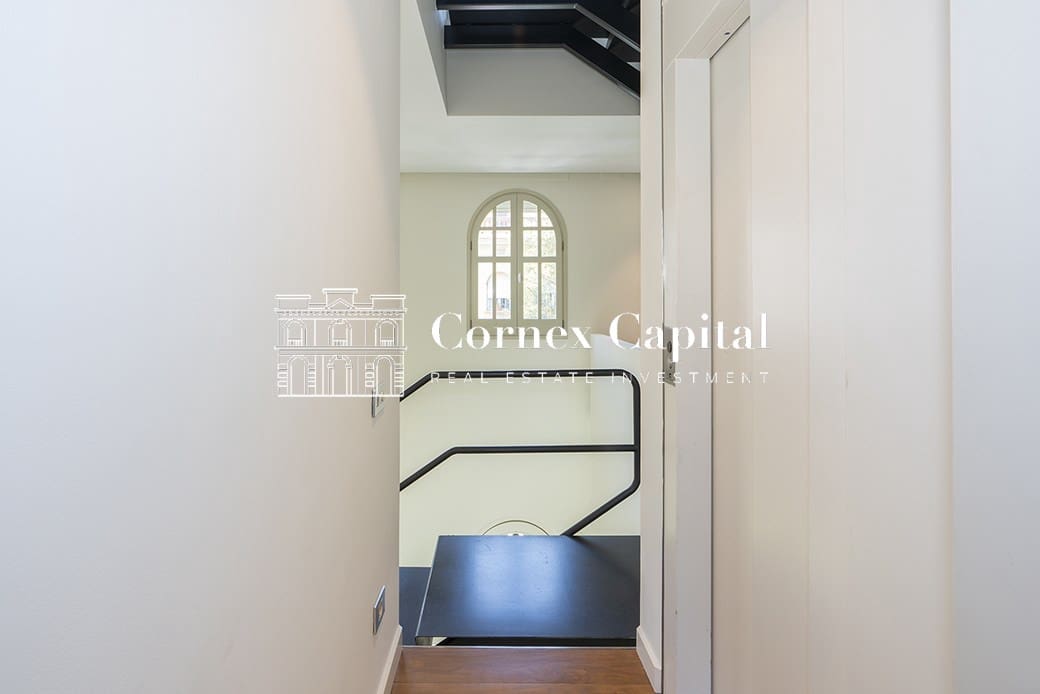 Adosado de 5 habitaciones en Barcelona ciudad en venta con garaje - 2.498.000 € (Ref: 9993959)