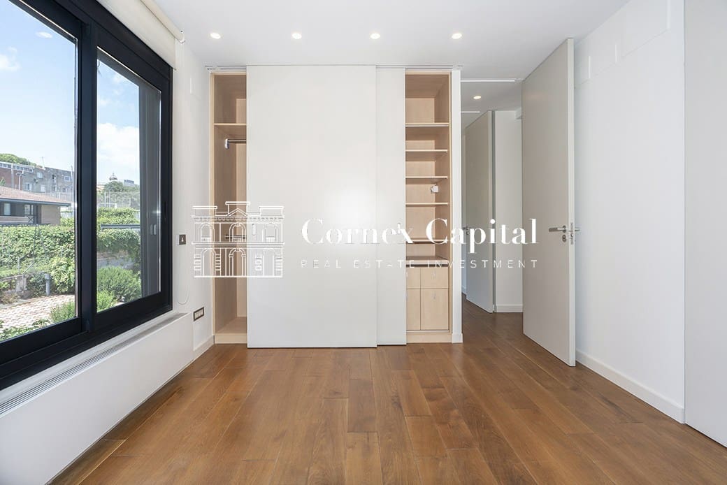 Adosado de 5 habitaciones en Barcelona ciudad en venta con garaje - 2.498.000 € (Ref: 9993959)