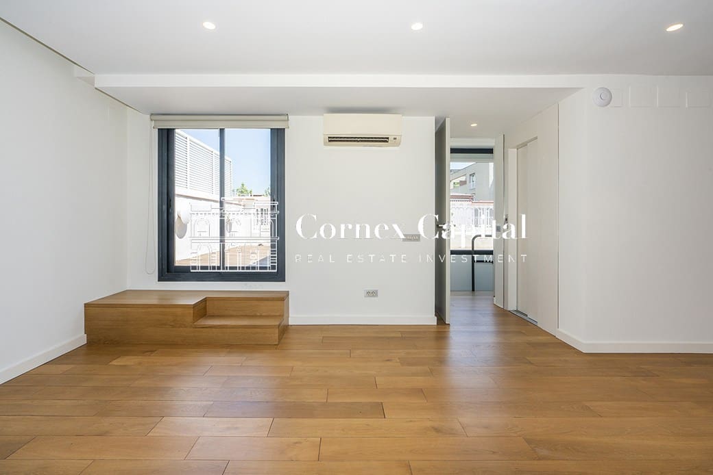 Adosado de 5 habitaciones en Barcelona ciudad en venta con garaje - 2.498.000 € (Ref: 9993959)